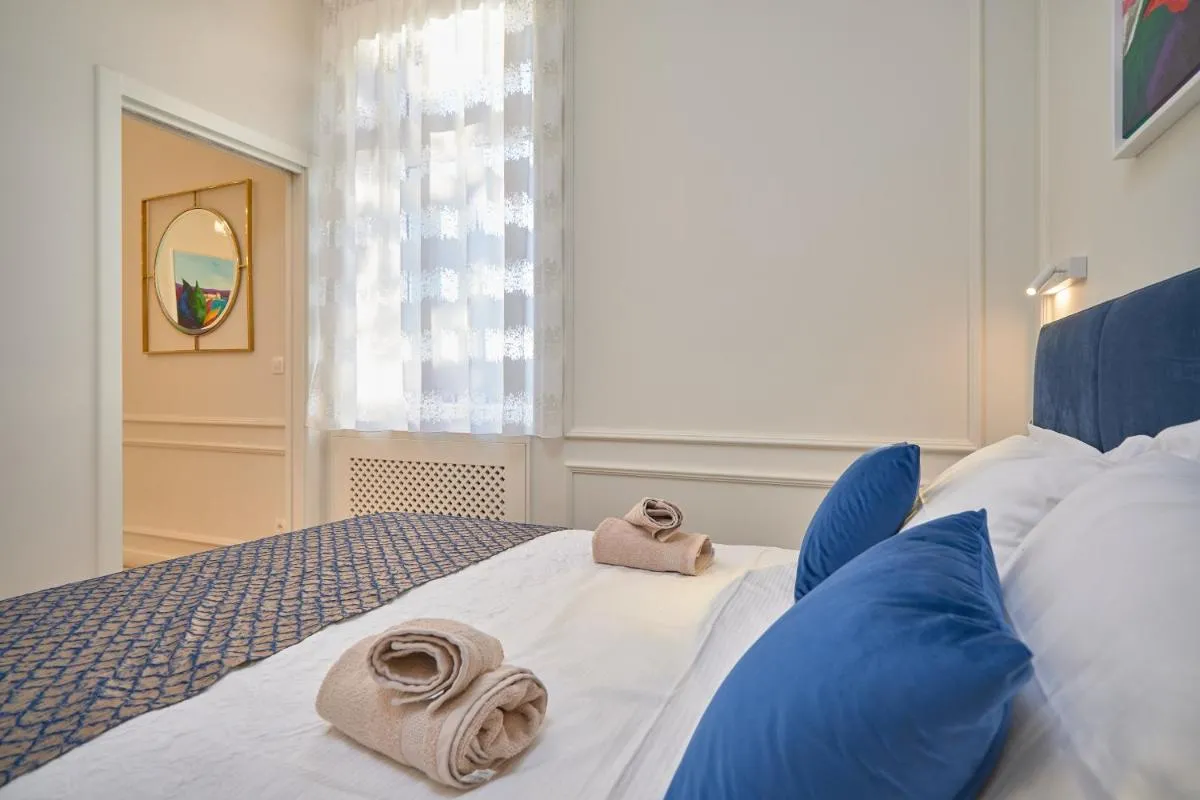 Image 2 of Salve Luxury Apartment