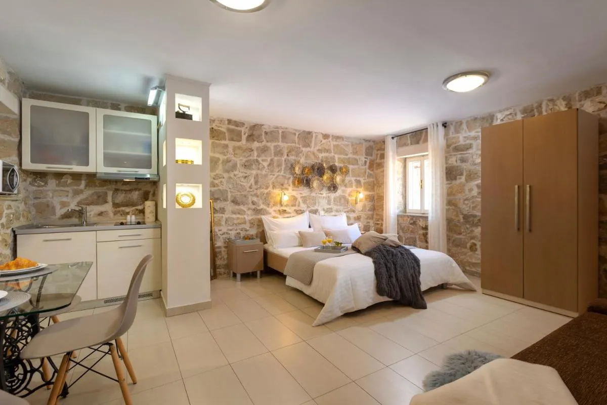 Image 1 of Sea La Vie Apartments