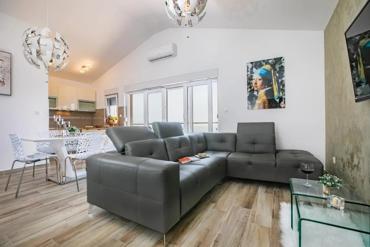 Image 4 of Sea Sparkle Luxury Apartment