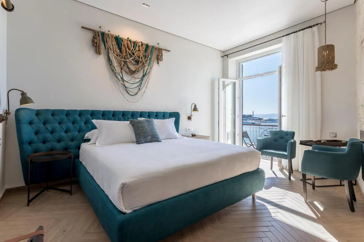 Image 5 of Seaview Luxury Retreat