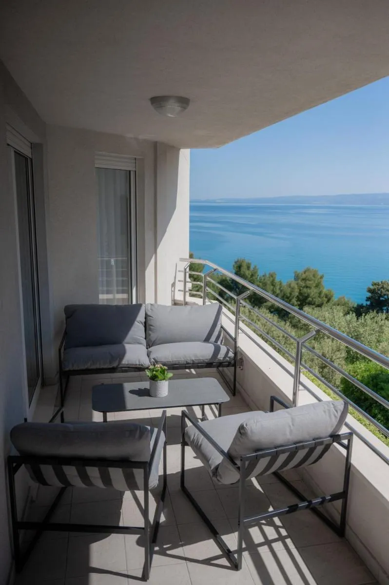 Image 5 of Sea view apartment by Nono Ban