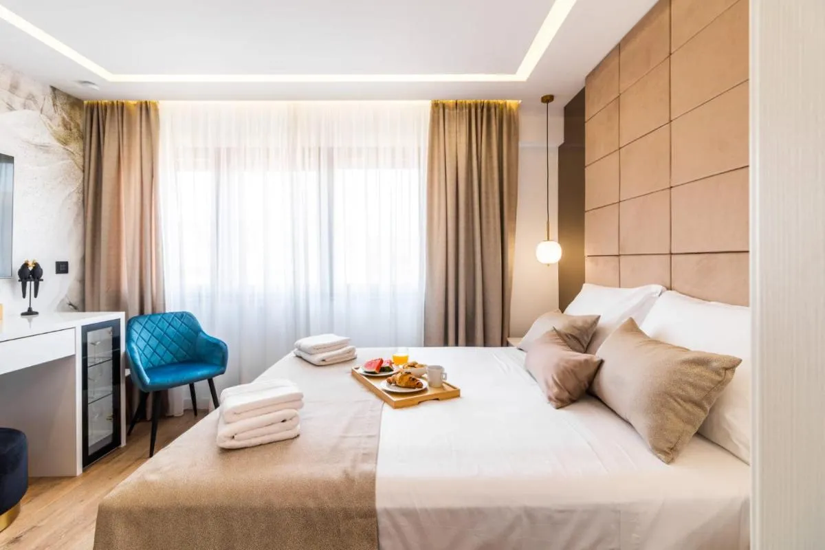 Image 1 of Sky Residence Split