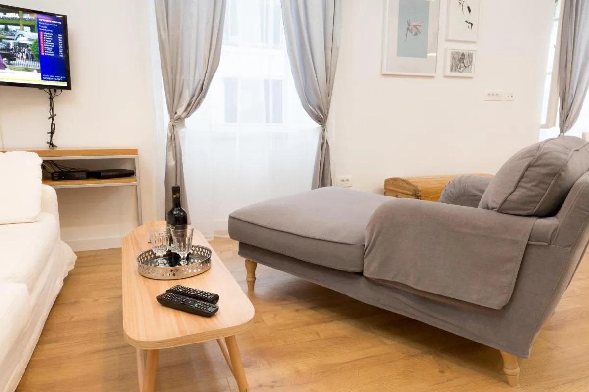 Image 2 of Split Center brand new Apartment Jazzy