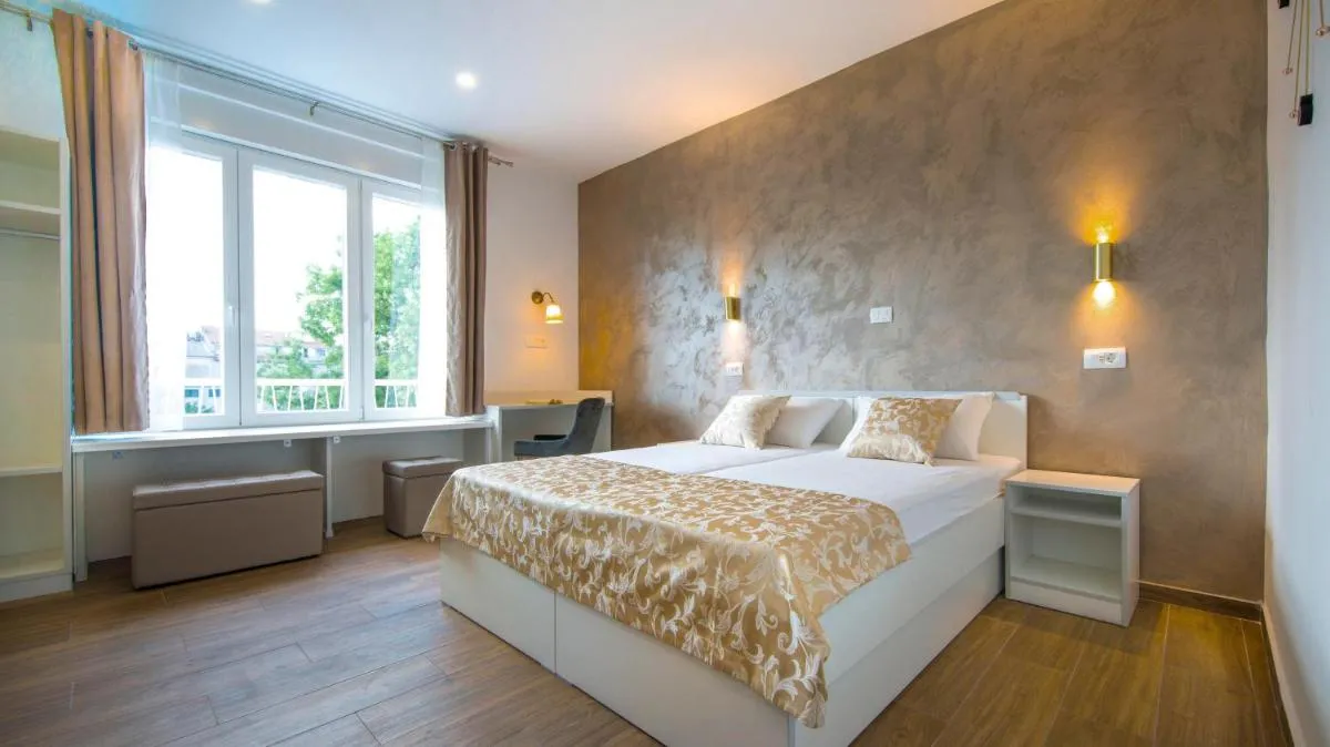 Image 6 of Split Central Luxury Studios 2
