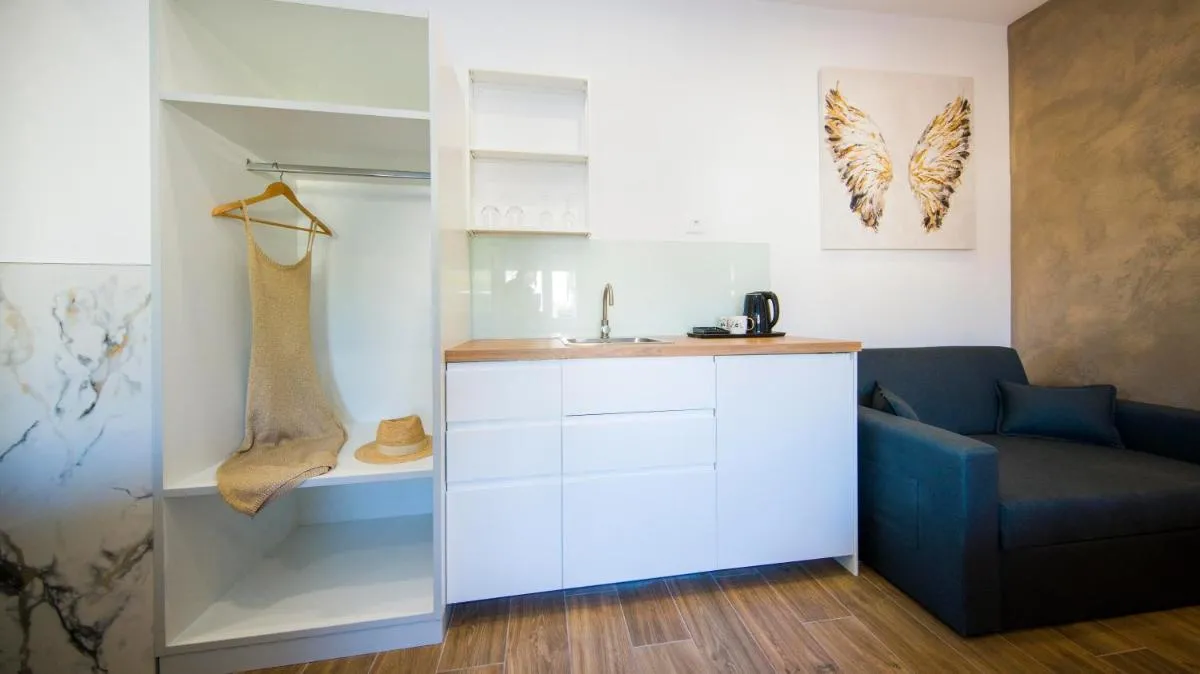 Image 3 of Split Central Luxury Studios 2