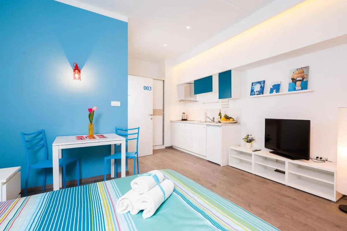 Image 4 of Split Dreams Apartments