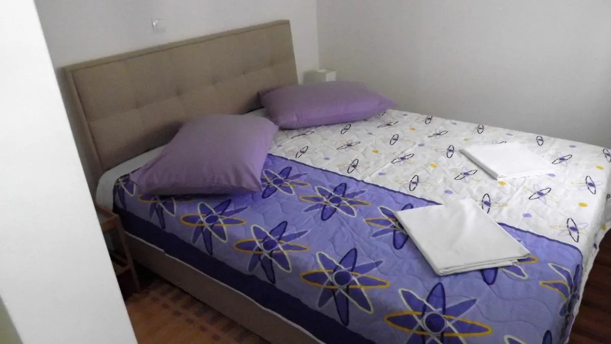 Image 6 of Split Holidays 11