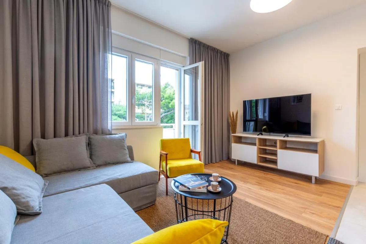 Image 4 of Split Luxury Suite
