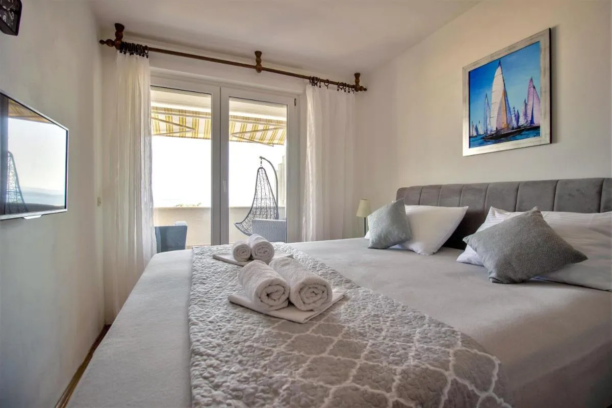 Image 5 of Split Znjan Sea View Apartment 2&2 guest