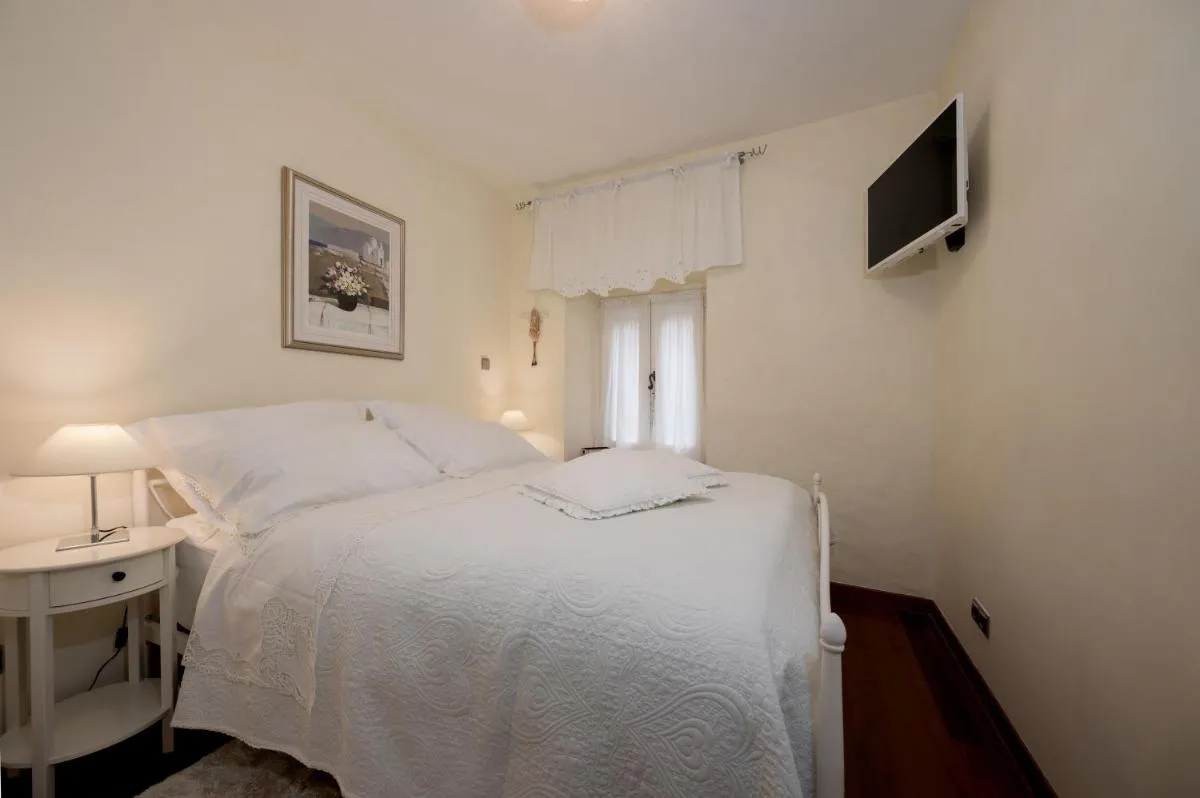Image 4 of Stone Pearl Heritage Luxury Suite