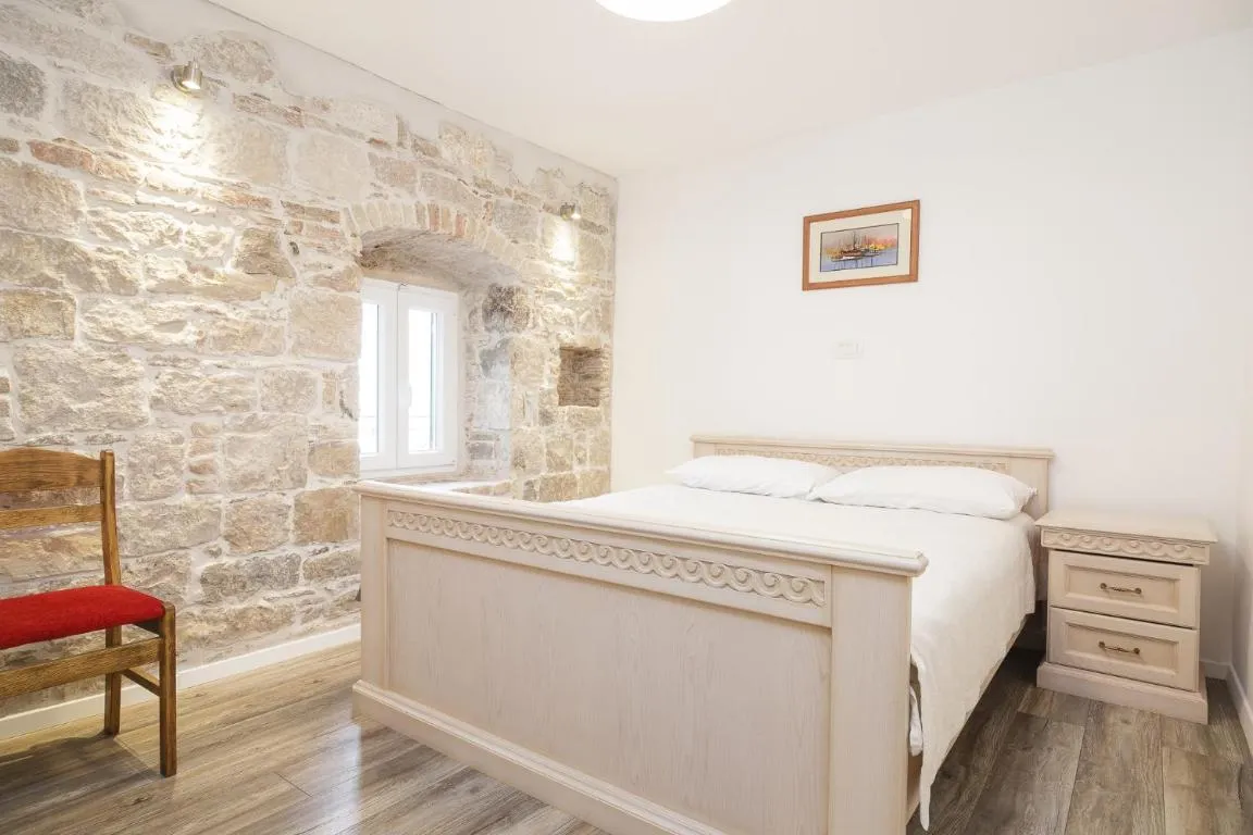Image of Stone apartman Varos