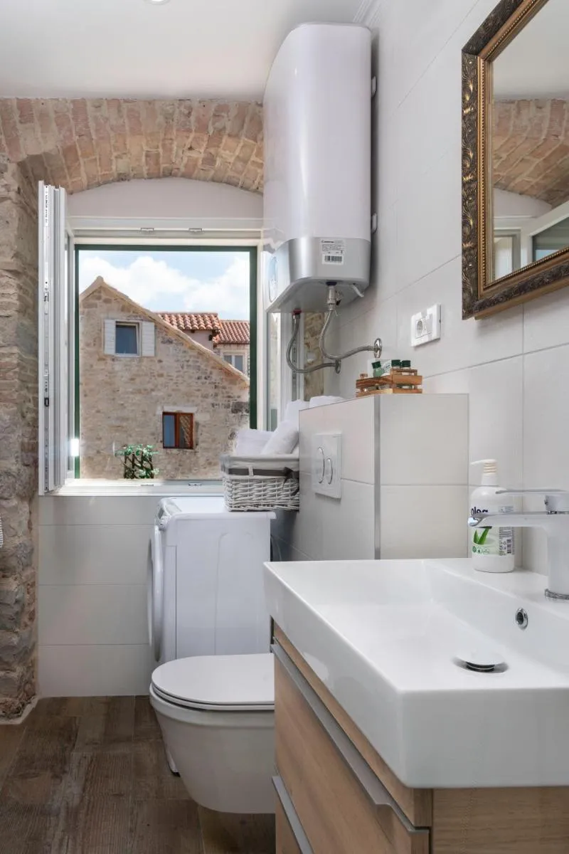 Image 3 of Studio Amore in Diocletian palace