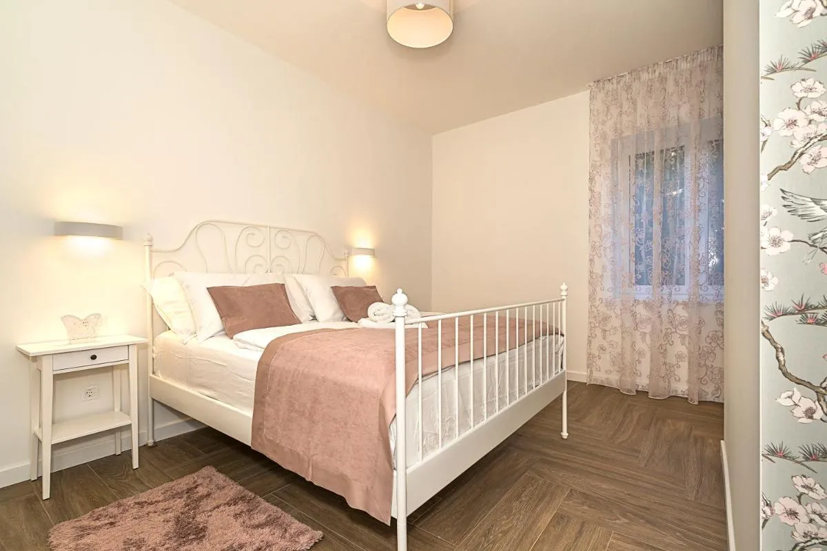 Image 6 of Studio apartments Marcel