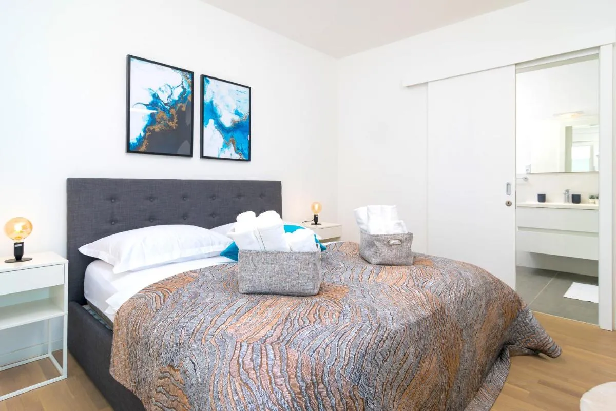 Image 6 of Stunning KASUNI Beach Apartments in Split