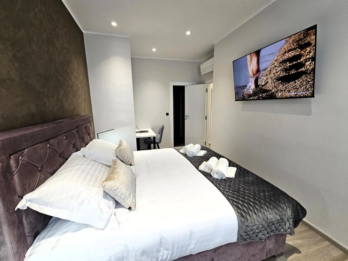 Image 6 of Suite Stay at 8