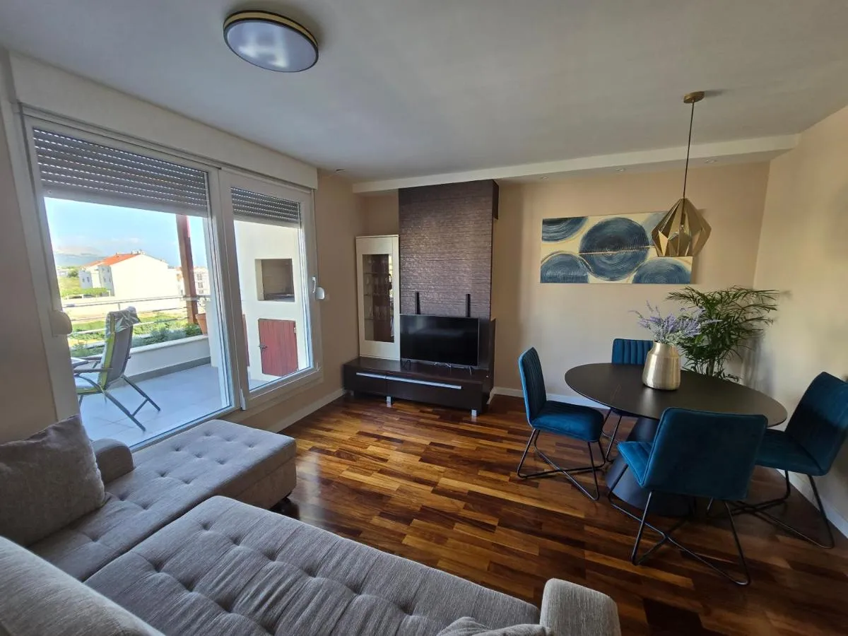 Image 4 of Sunrise Penthouse Apartment Znjan