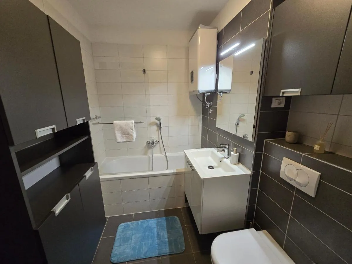 Image 2 of Sunrise Penthouse Apartment Znjan