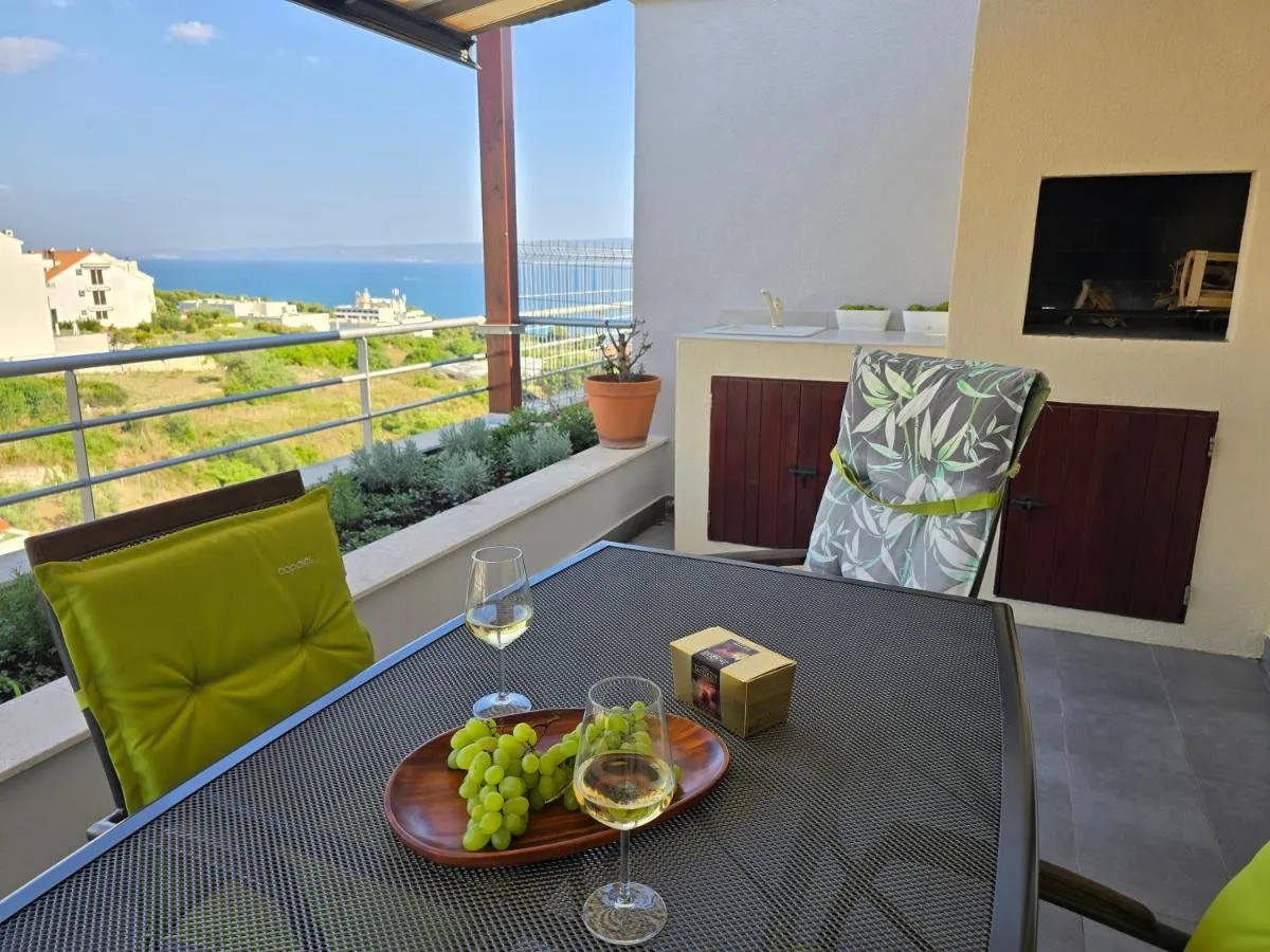 Image 3 of Sunrise Penthouse Apartment Znjan