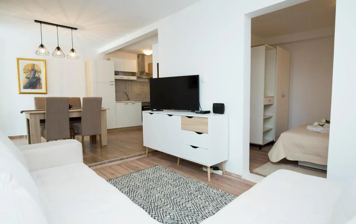 Image 2 of Sweet Apartment City Center Split