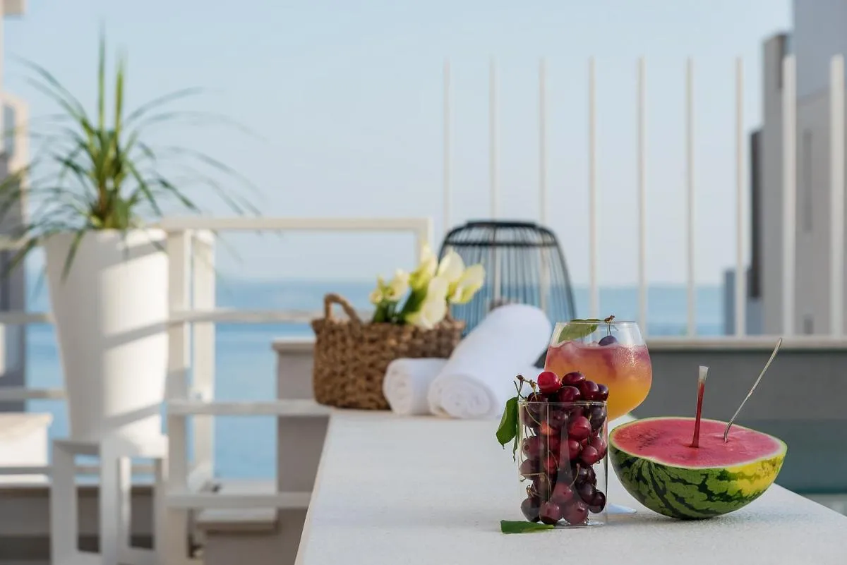 Image 4 of The Pleasurist only yours heated pool and terrace