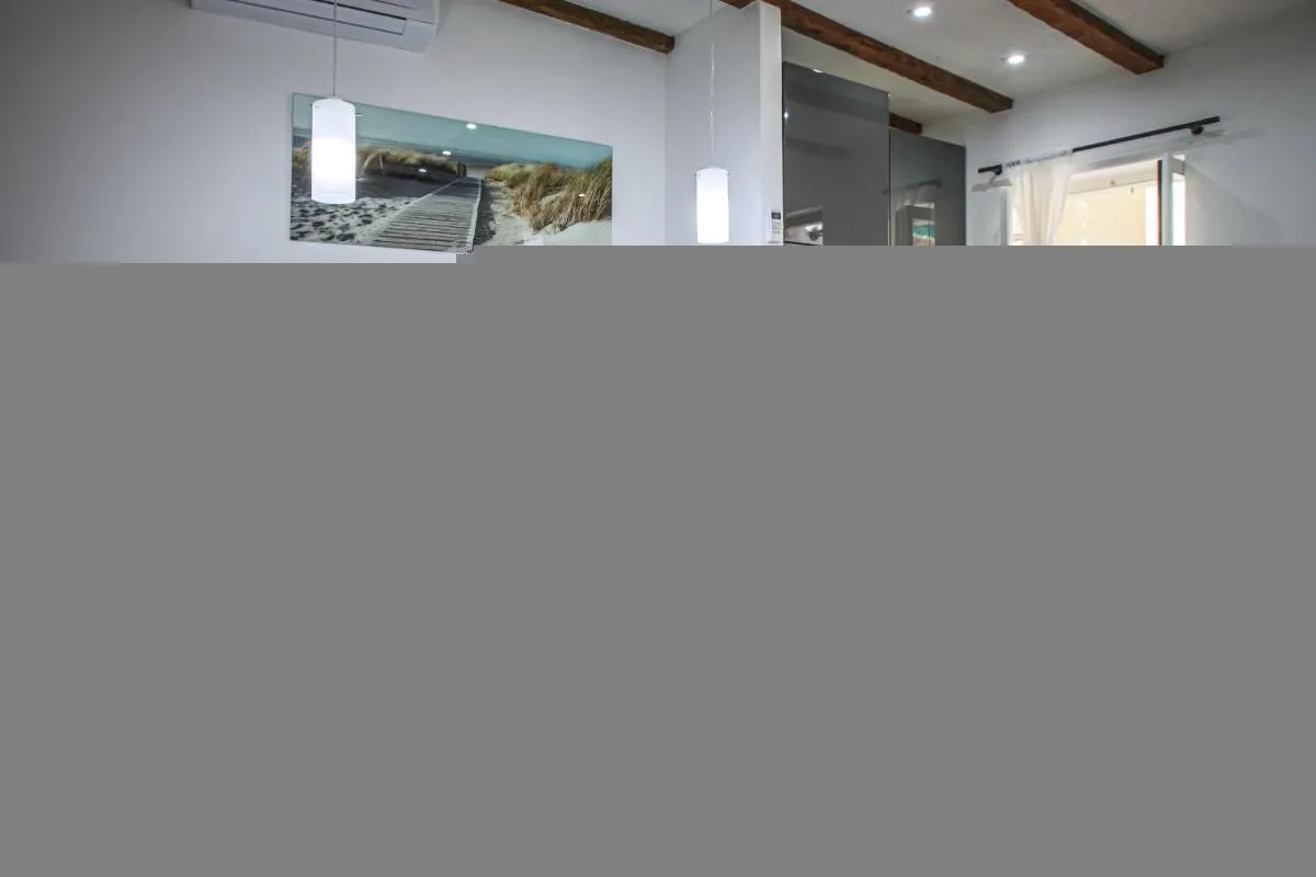 Image 1 of Theatre luxury rooms