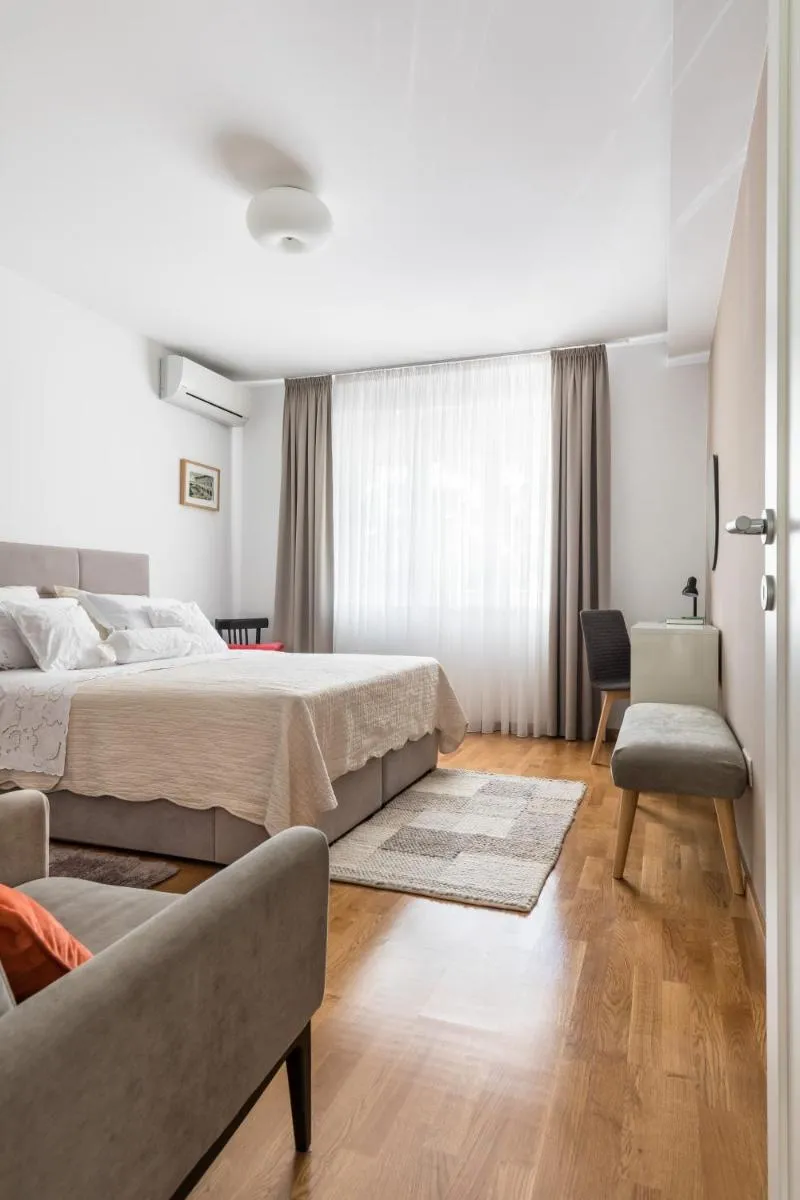 Image 3 of Top Location Apartment “Park”