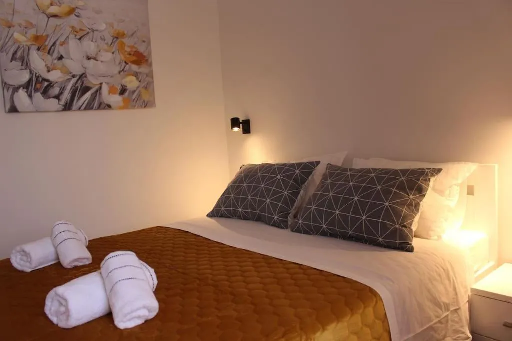 Image 2 of Town center apartment Fabi