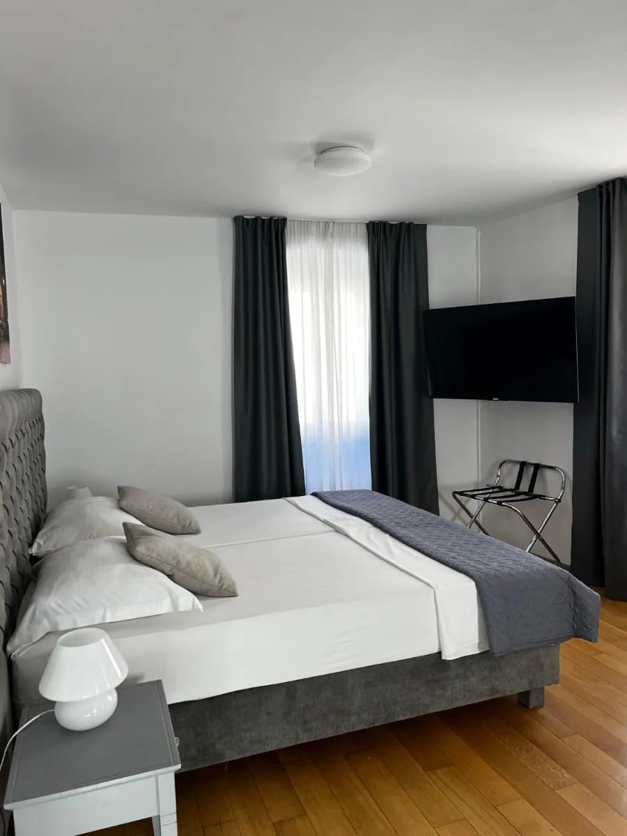 Image 4 of Tri Lava Luxury Living