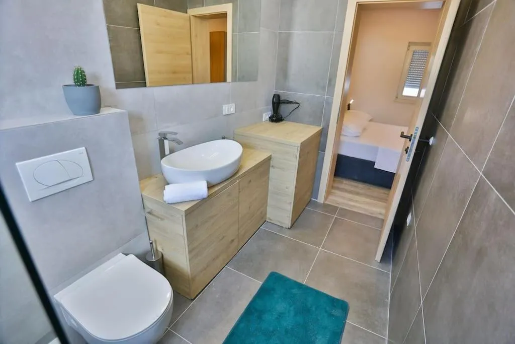 Image 2 of VILLA ENJOY LUX private heated pool in Split