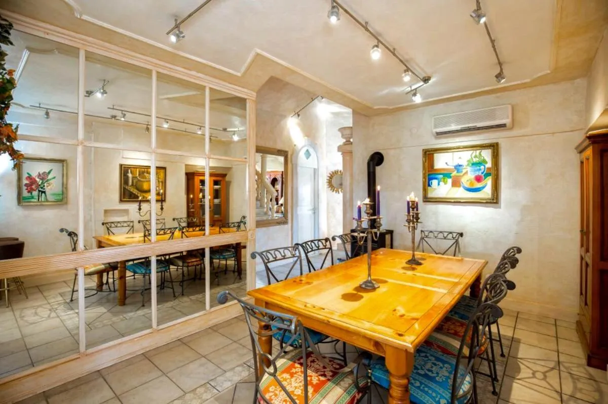 Image 3 of VILLA MARJAN – 3 bdr, 3 bath, parking