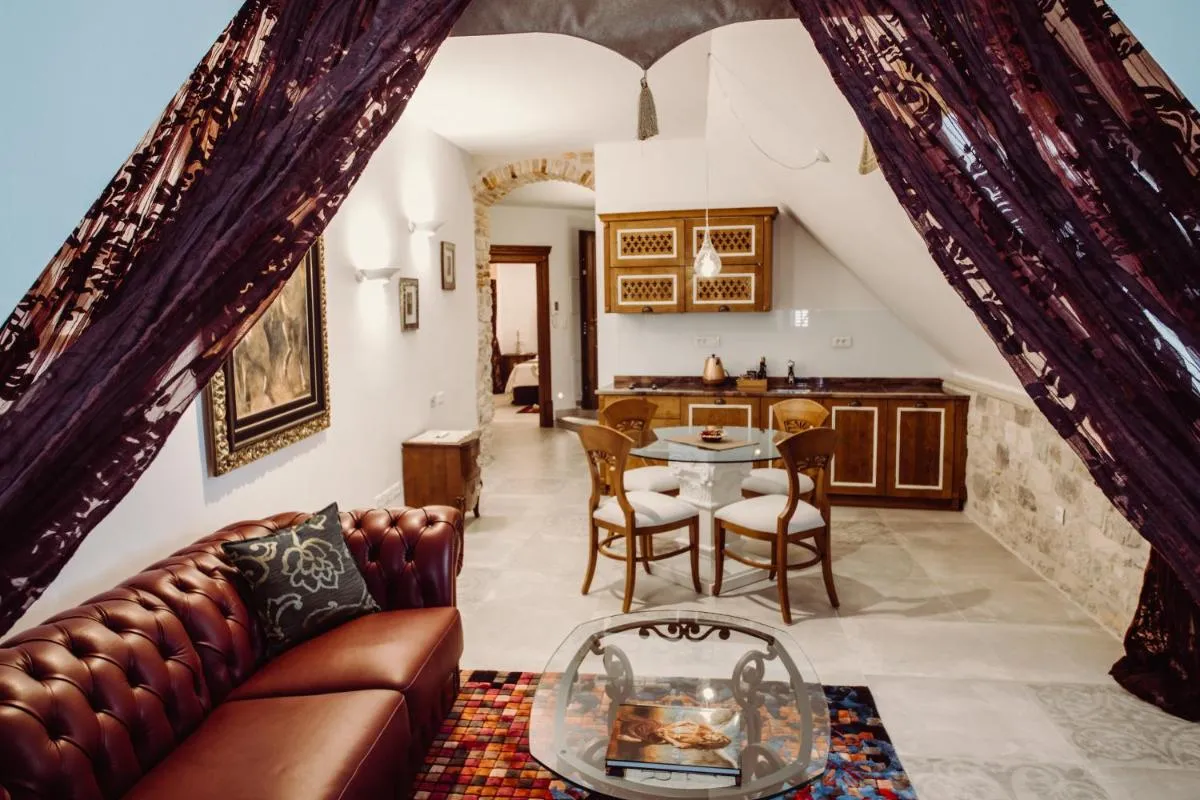 Image 3 of Villa Nepos Hotel