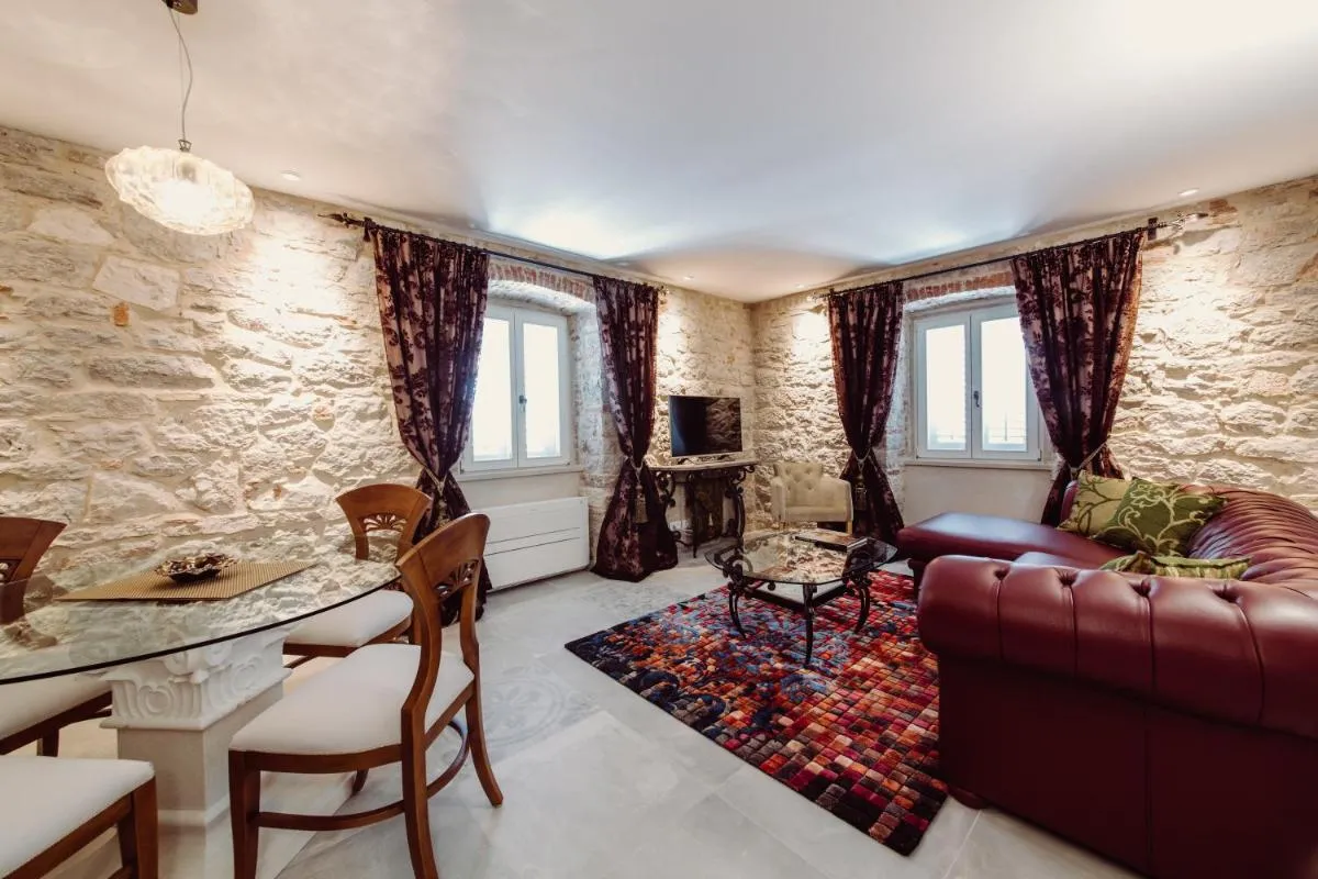 Image 4 of Villa Nepos Hotel