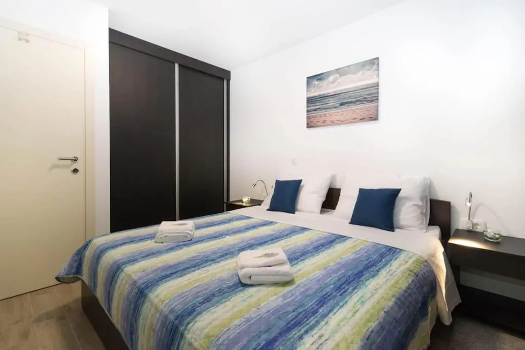 Image 6 of Wonderful apartment near city center and sea