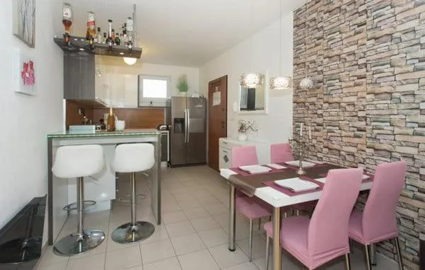 Image 4 of Yin&Yang apartment