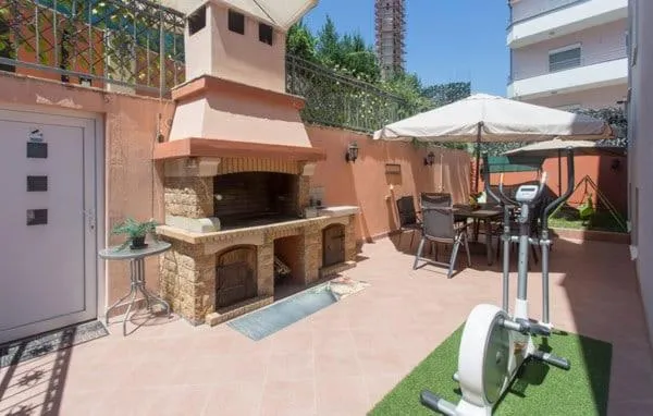 Image 6 of Yin&Yang apartment