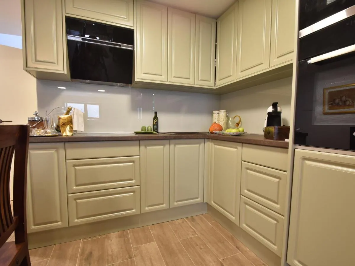 Image 4 of apartment 3 km outside the historical centre