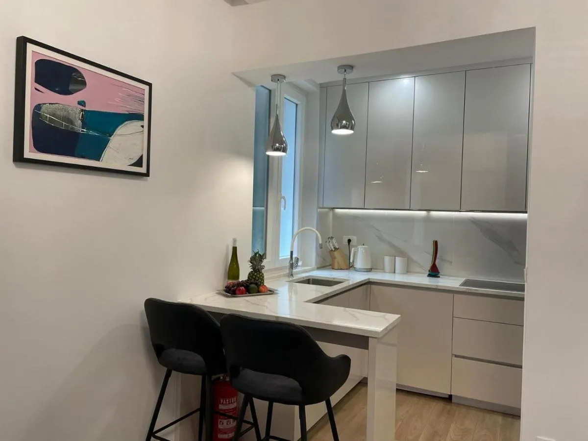 Image 2 of apartment in the city center